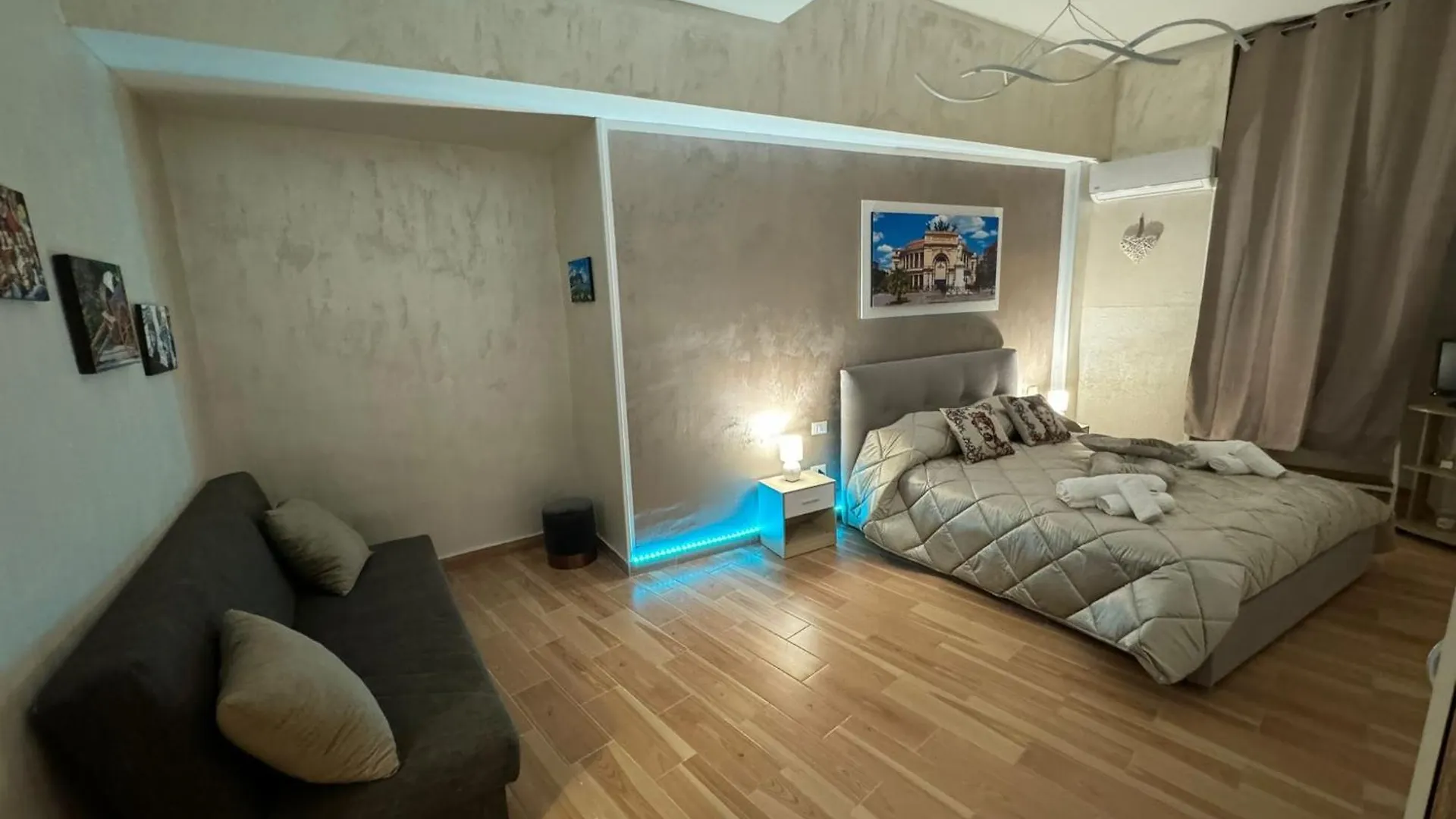 Monteleone Centro Apartment Palermo 0*,  Italy
