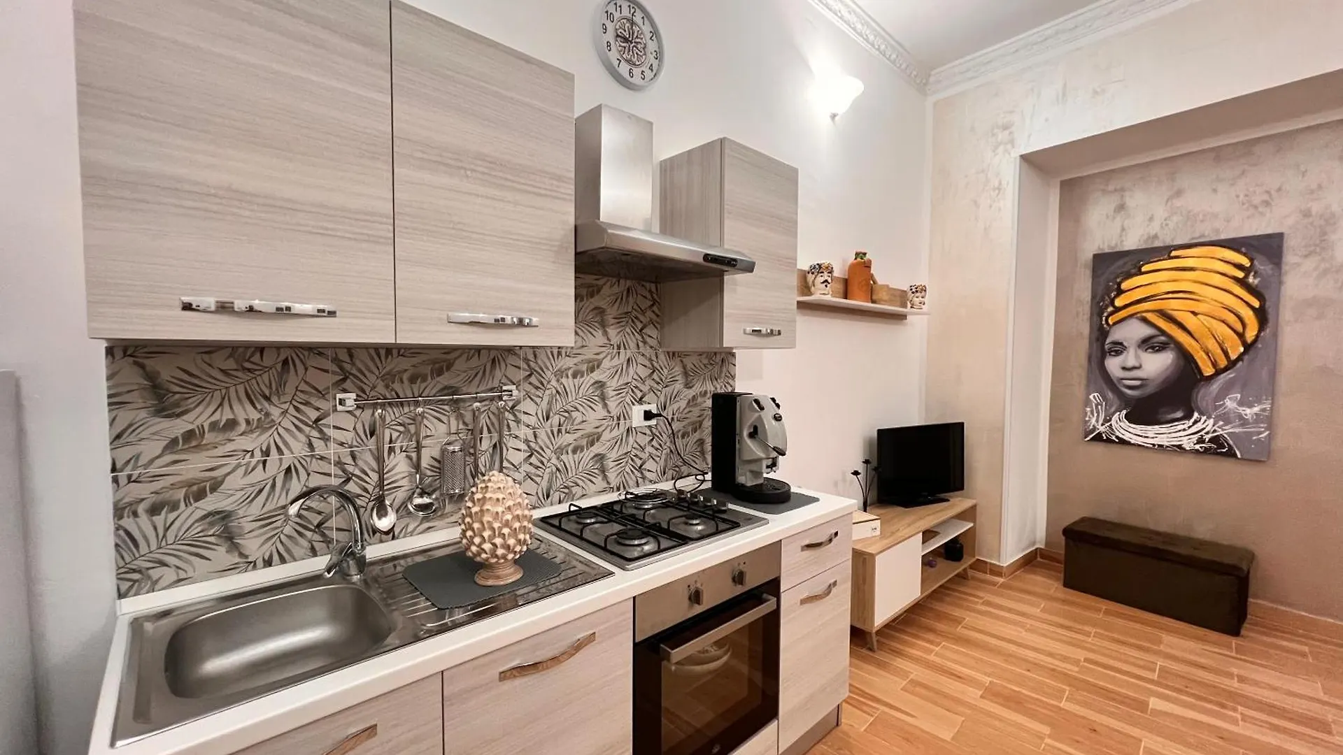 Monteleone Centro Apartment Palermo Italy