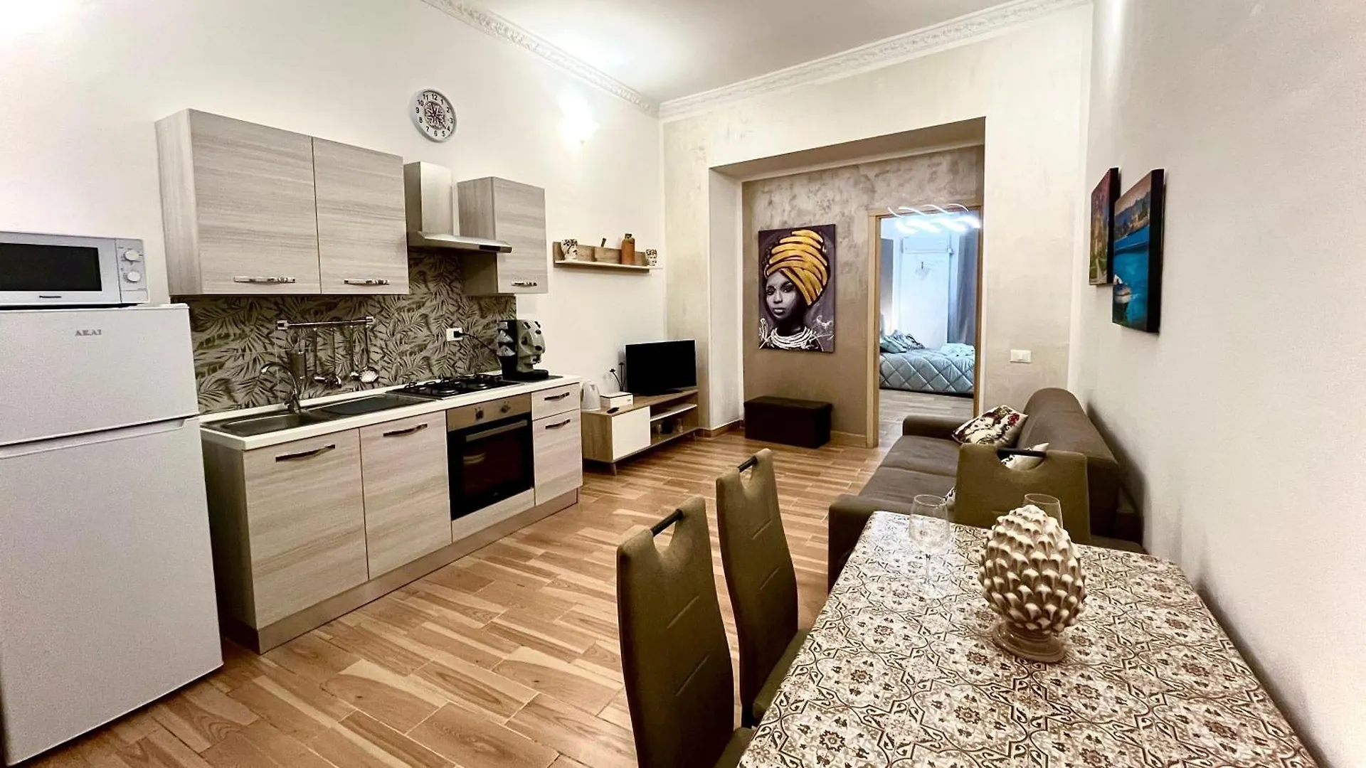 Monteleone Centro Apartment Palermo Italy