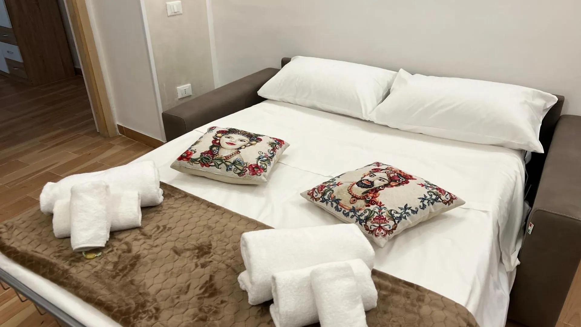 Monteleone Centro Apartment Palermo
